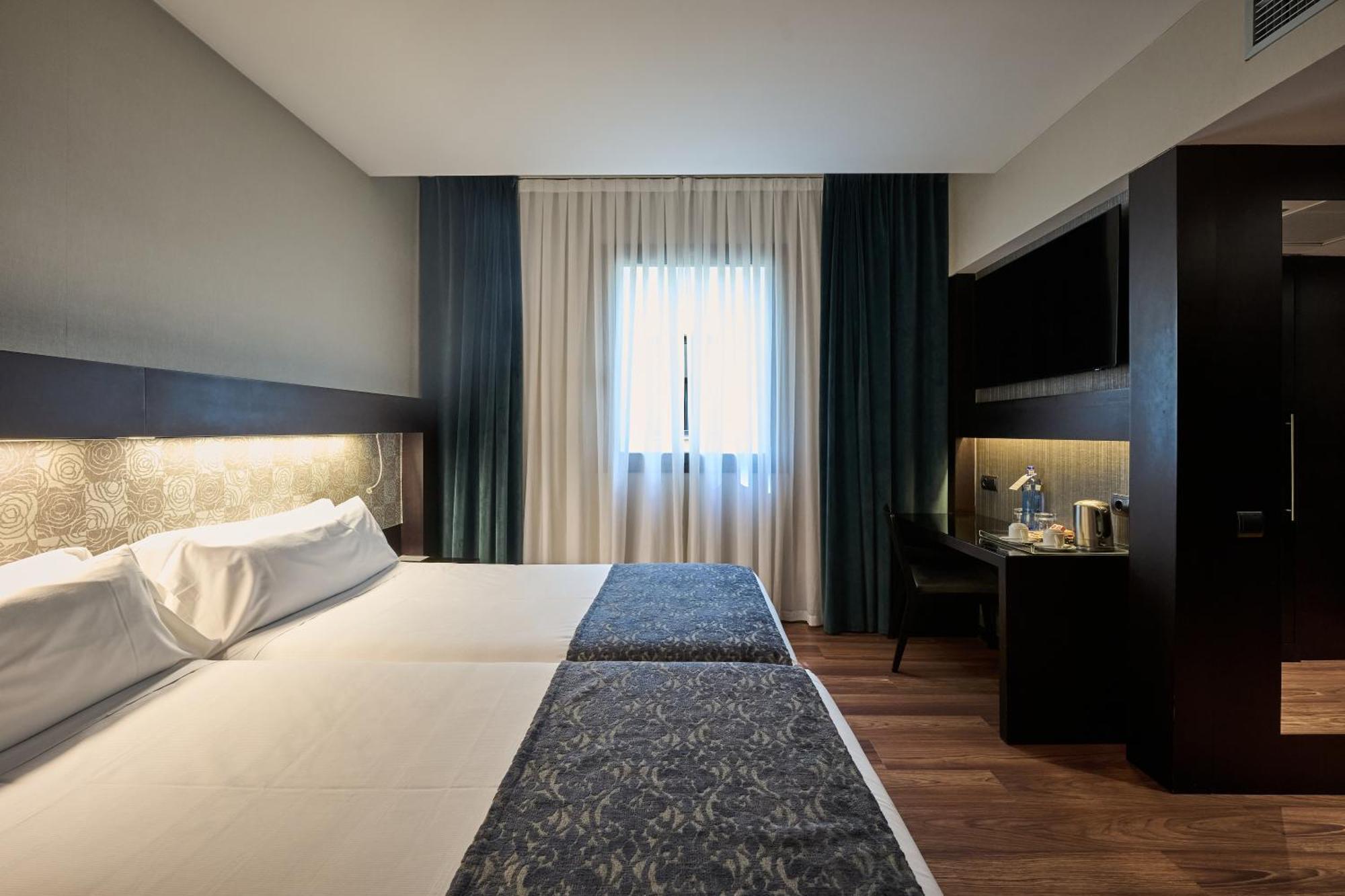 Catalonia Port 4* Barcelona