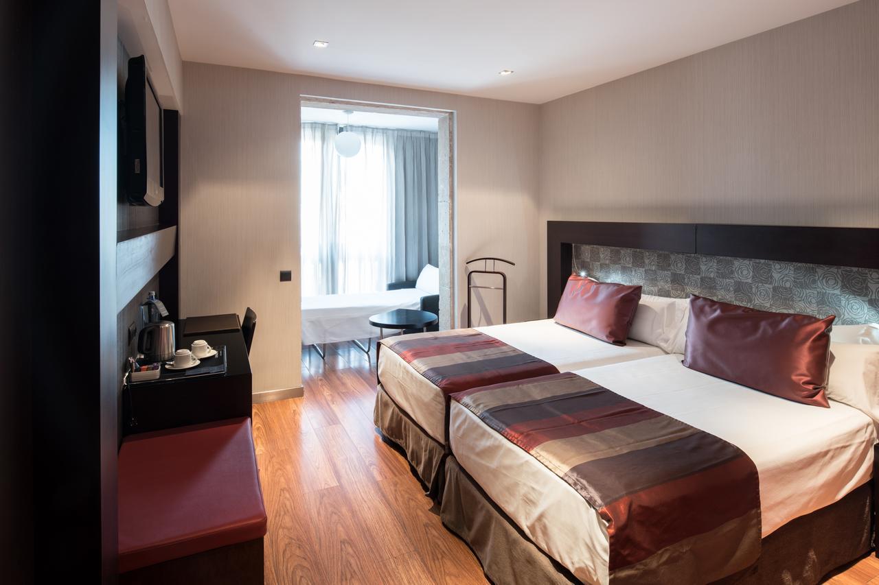 Catalonia Port Hotell