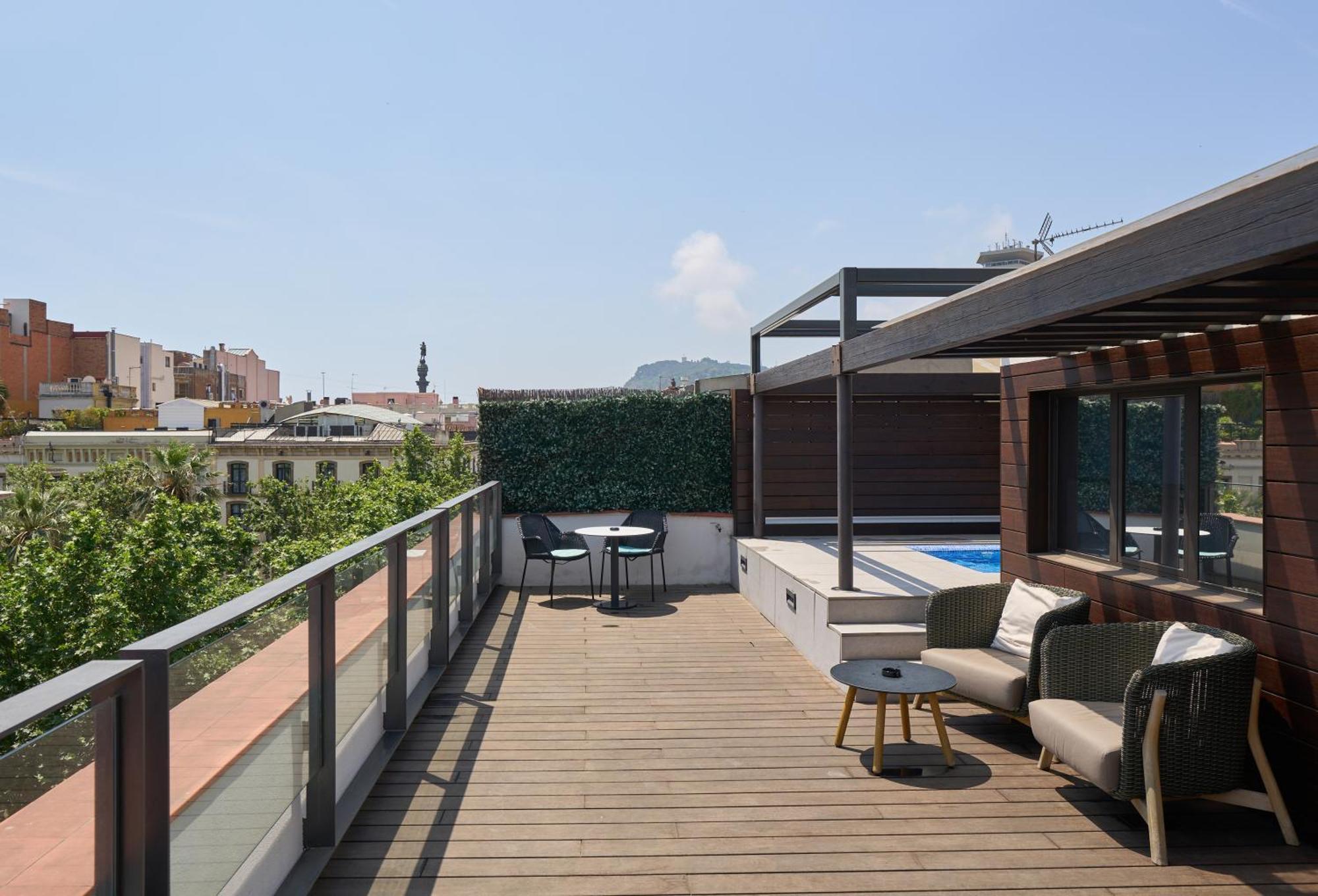 Catalonia Port 4*
